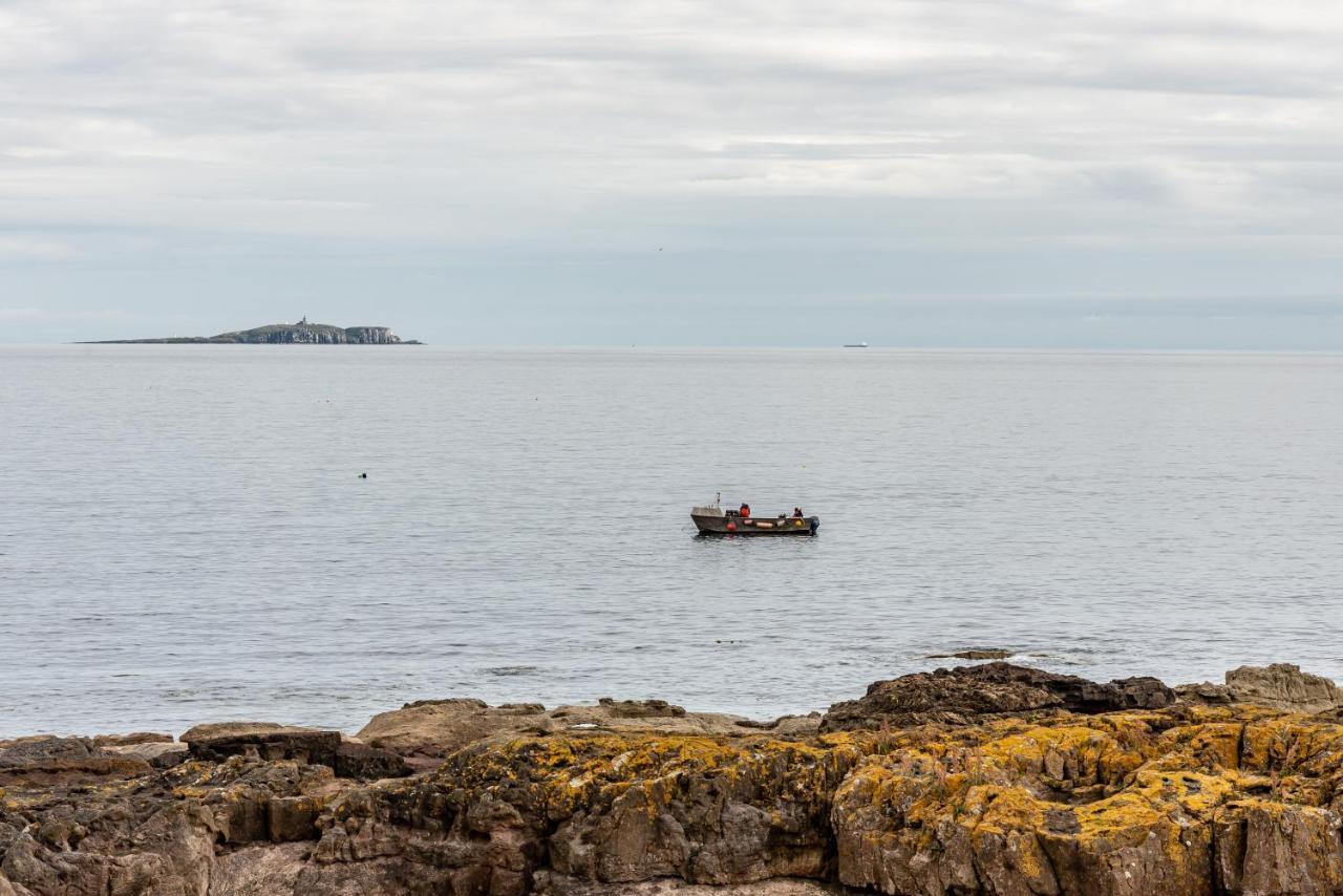 Stunning Shore Front House In Historic Cellardyke Vila Anstruther Exterior foto